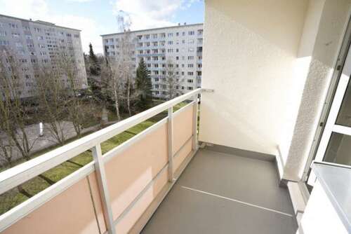 Foto - Wohnung zum Mieten in Chemnitz 404,70 € 71 m²