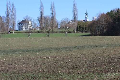 Foto - Grundstück in Chieming 2.400.000,00 € 80000 m²