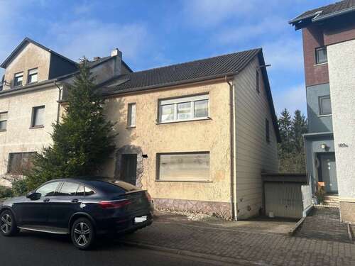 Foto - Haus zum Kaufen in Püttlingen 189.000,00 € 169 m²