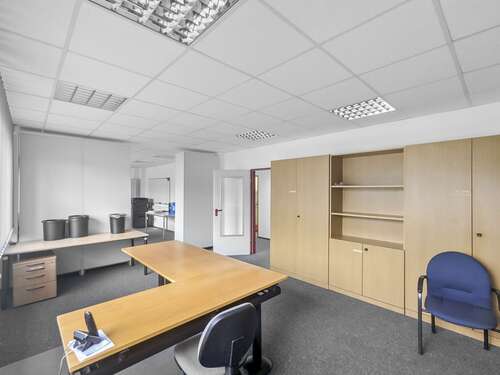 Foto - Büro in Neu-Anspach 725,00 € 77.8 m²