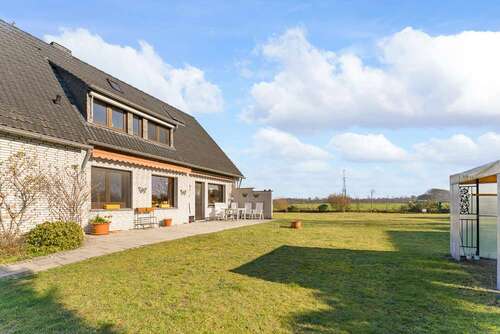 Foto - Haus zum Kaufen in Ratingen 749.500,00 € 153 m²