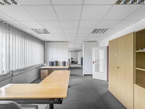 Foto - Büro in Neu-Anspach 650,00 € 67.2 m²