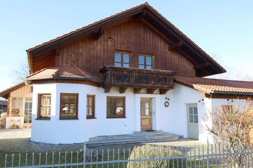 Foto - Haus zum Kaufen in Berg 1.660.000,00 € 188 m²