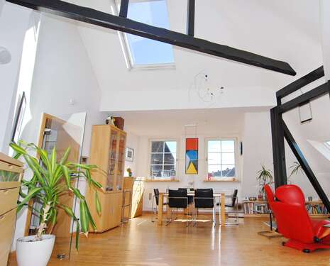 Foto - Wohnung zum Kaufen in Düsseldorf 390.000,00 € 98 m²