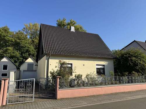 Foto - Haus zum Kaufen in Monsheim 299.000,00 € 97.3 m²