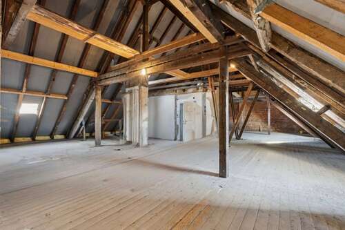 Foto - Wohnung zum Kaufen in Hannover 190.000,00 € 170 m²