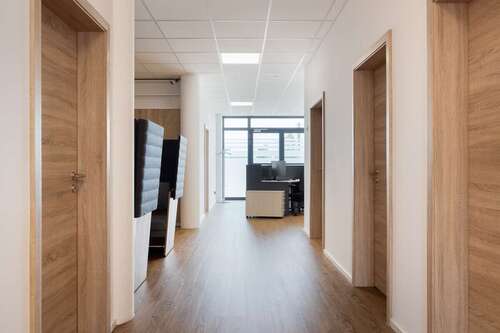 Foto - Büro in Haag in Oberbayern 1.900,00 € 169.45 m²