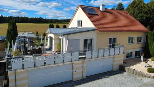 Foto - Haus zum Kaufen in Rainau Buch 890.000,00 € 234 m²