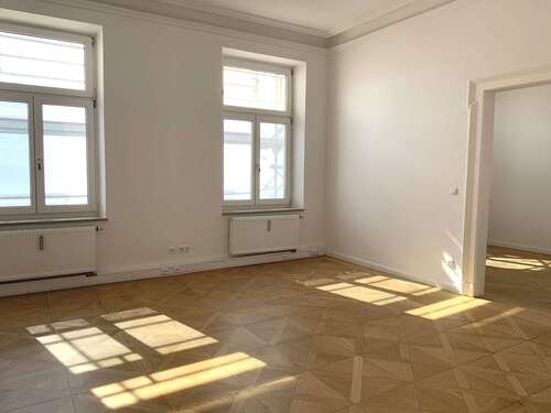 Foto - Büro in München 5.850,00 € 175 m²