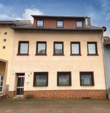 Foto - Haus zum Kaufen in Rehlingen-Siersburg 240.000,00 € 251 m²