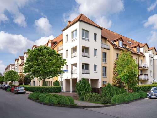 Foto - Wohnung zum Mieten in Halle 900,00 € 111.83 m²