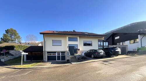 Foto - Haus zum Mieten in Neidlingen 1.400,00 € 210 m²