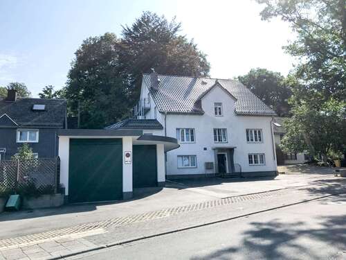 Foto - Haus zum Kaufen in Siegen 1.049.000,00 € 370 m²