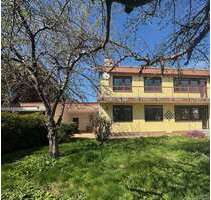 Haus zum Kaufen in Feldkirchen-Westerham 831.000,00 € 235 m²