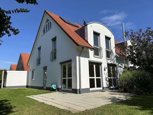 Foto - Haus zum Mieten in Neusäß 1.775,00 € 132 m²