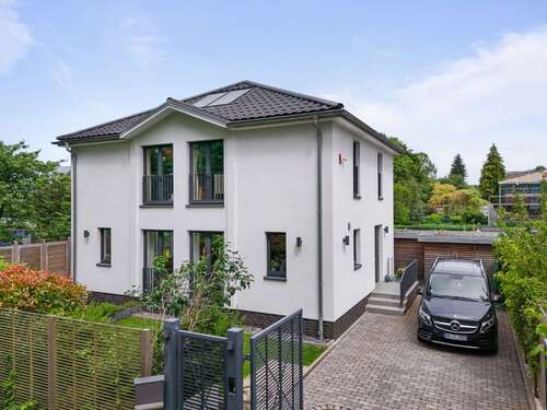 Foto - Haus zum Kaufen in Hamburg Sasel 1.150.000,00 € 146.75 m²