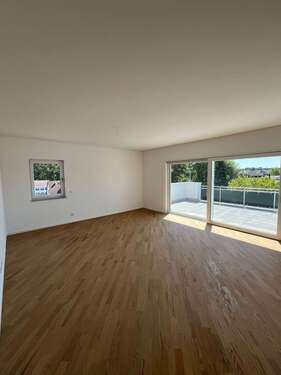 Foto - Wohnung zum Mieten in Obertshausen 1.575,00 € 117 m²