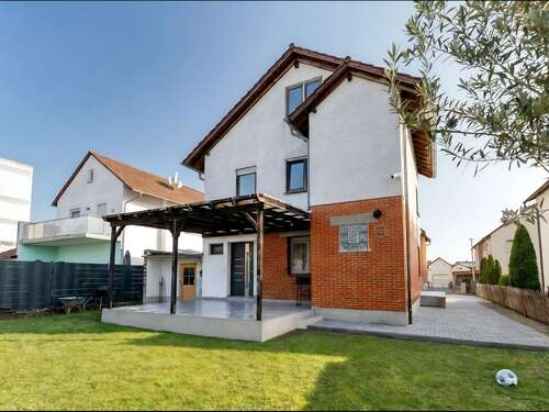 Foto - Haus zum Kaufen in Lambsheim 645.000,00 € 203 m²