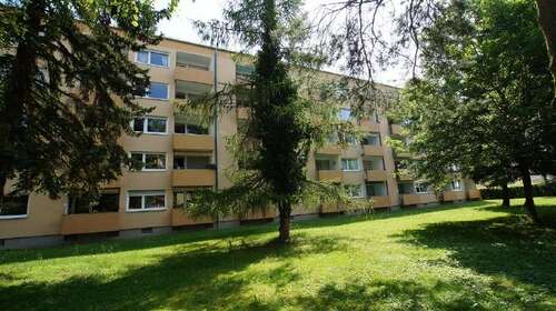 Foto - Wohnung zum Mieten in Straubing 800,00 € 87.81 m²
