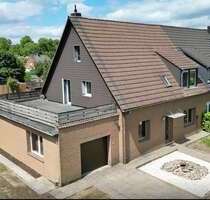 Haus zum Kaufen in Düsseldorf 695.000,00 € 201 m²