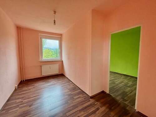 Foto - Wohnung zum Mieten in Suhl 300,00 € 58.3 m²