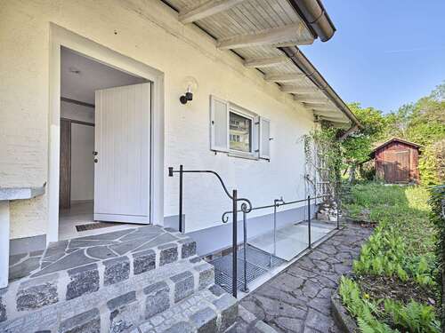 Foto - Haus zum Kaufen in Seeon-Seebruck 670.000,00 € 210 m²