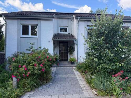 Foto - Haus zum Kaufen in Klein-Winternheim 798.000,00 € 204 m²