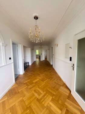 Foto - Haus zum Kaufen in Oberboihingen 850.000,00 € 323 m²