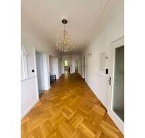 Haus zum Kaufen in Oberboihingen 850.000,00 € 323 m²