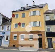 Haus zum Kaufen in Münchberg 160.000,00 € 322 m²