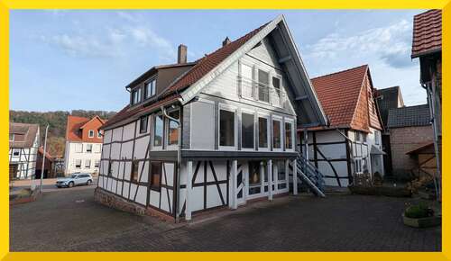 Foto - Haus zum Kaufen in Reinhardshagen 229.000,00 € 186.09 m²