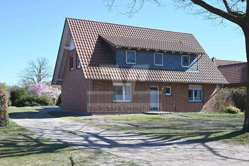Foto - Haus zum Kaufen in Langlingen 369.000,00 € 212.7 m²