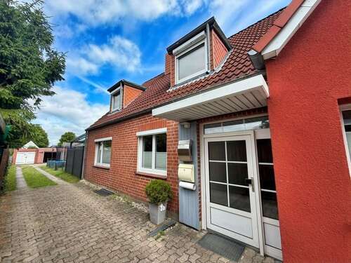 Foto - Haus zum Kaufen in Bad Schwartau 220.000,00 € 110.97 m²