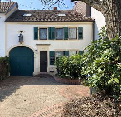 Foto - Haus zum Kaufen in Ensdorf 180.000,00 € 180 m²