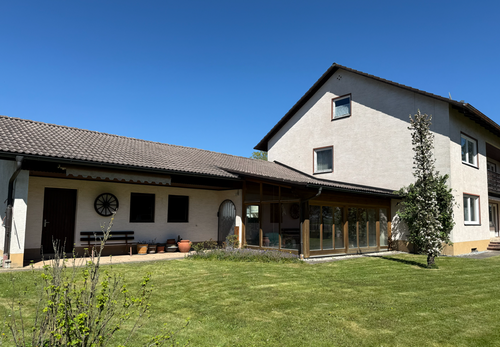 Foto - Haus zum Kaufen in Jengen 550.000,00 € 194 m²