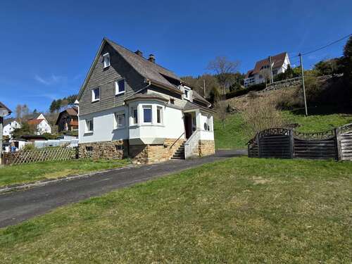 Foto - Haus zum Kaufen in Bad Laasphe 197.000,00 € 130 m²