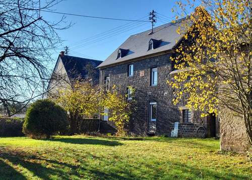 Foto - Haus zum Kaufen in Mayen Hausen bei Mayen 333.000,00 € 150 m²