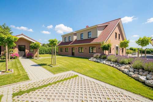 Foto - Haus zum Kaufen in Bad Zwischenahn 1.450.000,00 € 287 m²