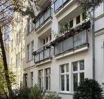 Wohnung zum Kaufen in Berlin-Steglitz 160.000,00 € 26.17 m²