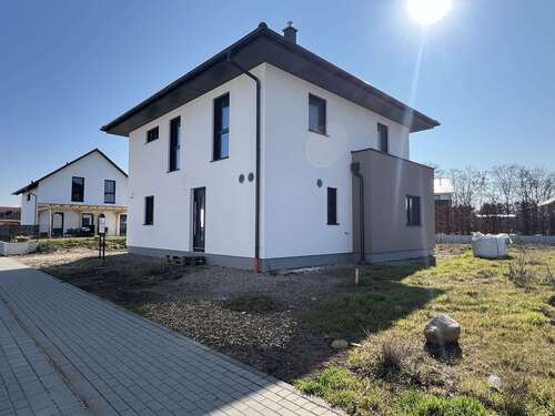 Foto - Haus zum Kaufen in Wiedemar OT Zwochau 539.000,00 € 155 m²