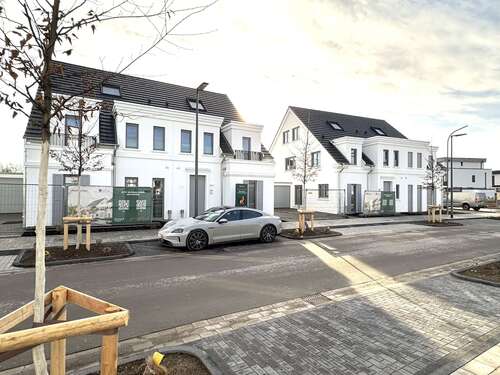 Foto - Haus zum Kaufen in Duisburg 1.125.000,00 € 172.17 m²