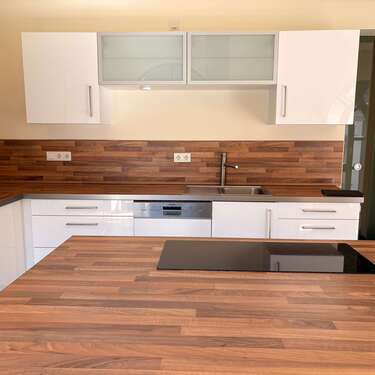 Foto - Wohnung zum Mieten in Zwickau 2.400,00 € 360 m²