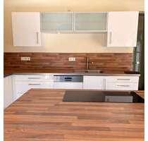 Wohnung zum Mieten in Zwickau 2.400,00 € 360 m²