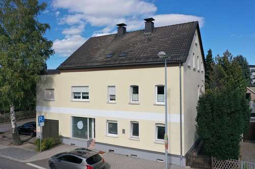 Foto - Haus zum Kaufen in Hohndorf 260.000,00 € 249 m²