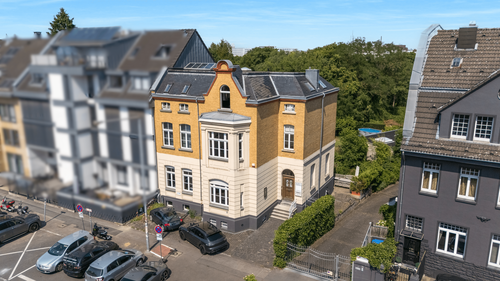 Foto - Haus zum Kaufen in Köln 2.295.000,00 € 399 m²