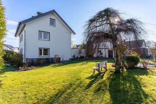 Foto - Haus zum Kaufen in Leopoldshöhe 450.000,00 € 165 m²