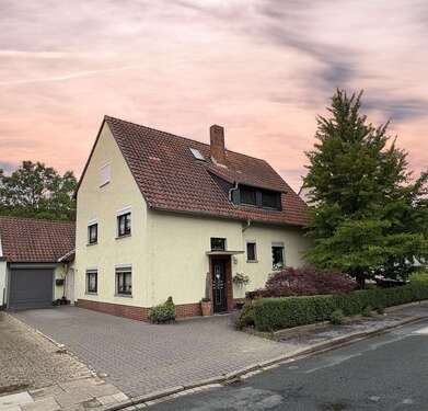 Foto - Haus zum Kaufen in Stadthagen 298.000,00 € 182 m²