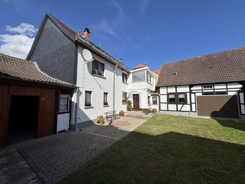 Foto - Haus zum Kaufen in Hörselberg-Hainich 170.000,00 € 240 m²