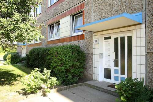 Foto - Wohnung zum Mieten in Neubrandenburg 286,00 € 62.93 m²