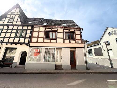 Foto - Haus zum Kaufen in Remagen 130.000,00 € 189 m²